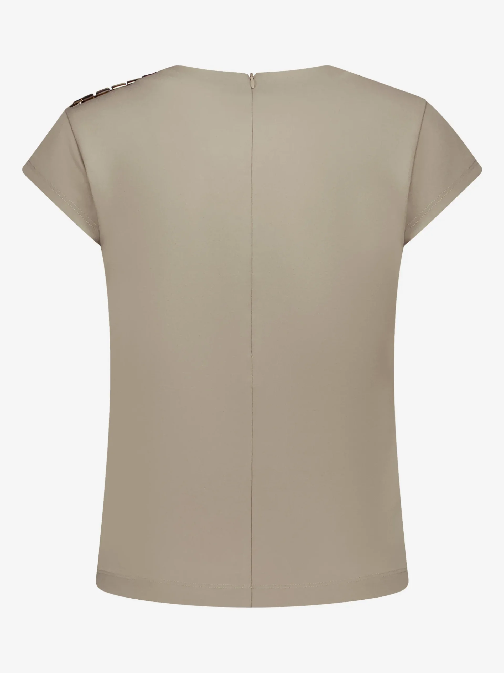 Aansluitende top met ketting detail