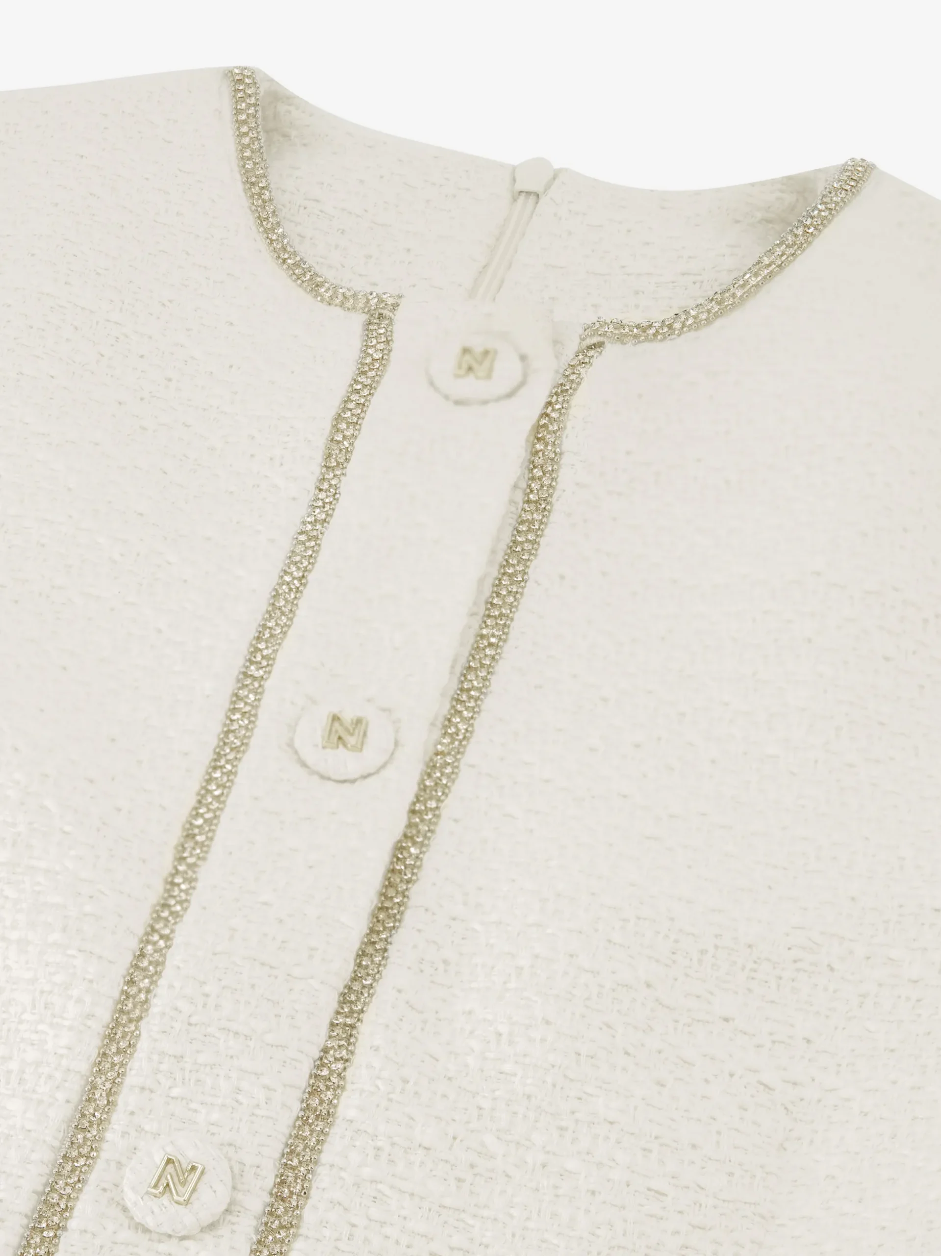 Aansluitende tweed jurk met N-knopen