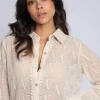 Blouse met broderie anglaise