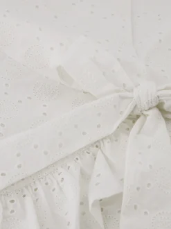 Broderie anglaise wikkeljurk
