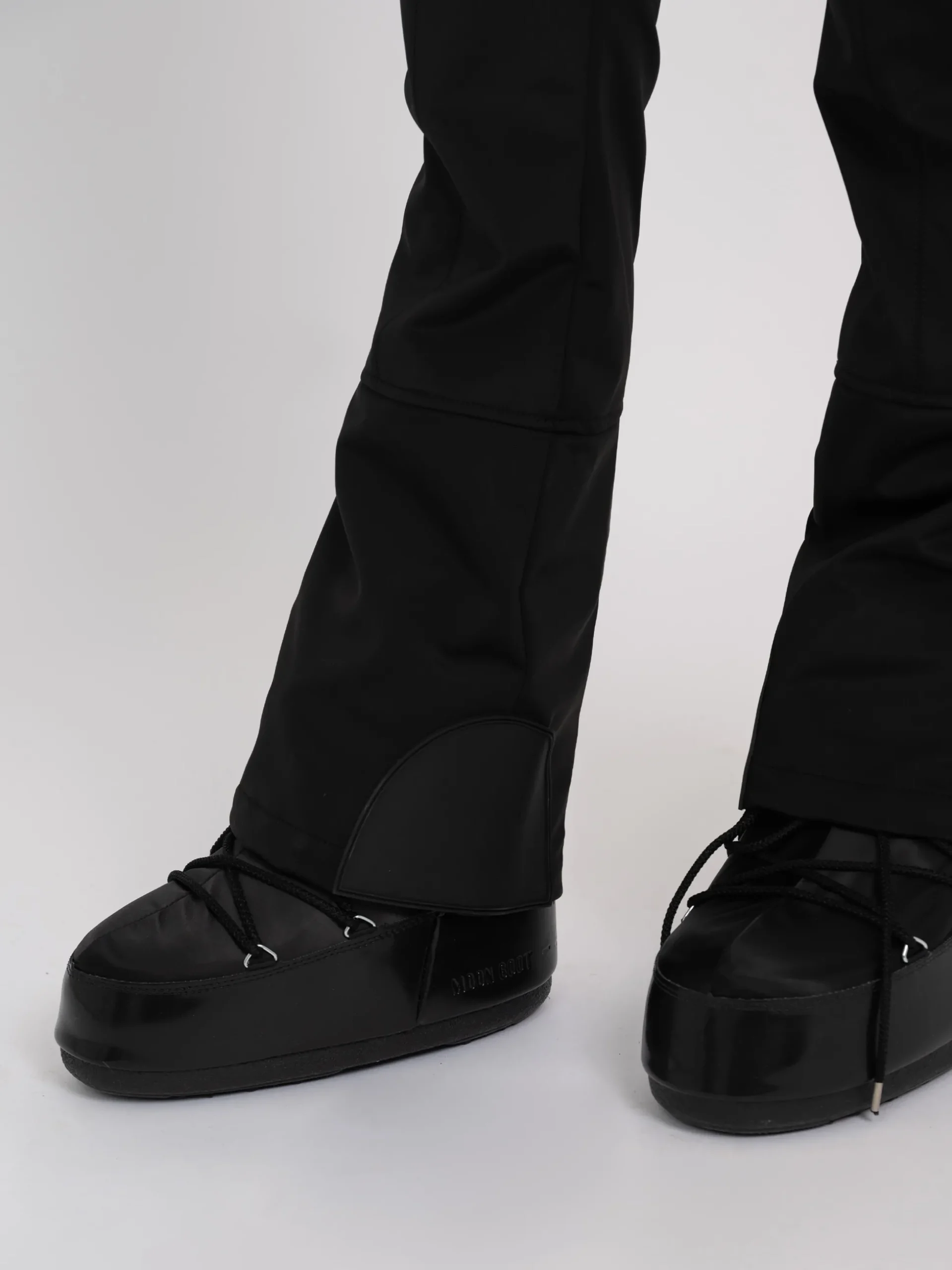 Flared ski broek met verstelbare taille