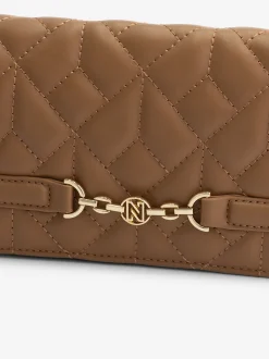 Gewatteerde tas met ketting detail
