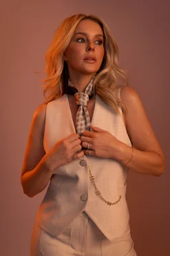 Gilet met gemu00ealeerde textuur en ketting detail