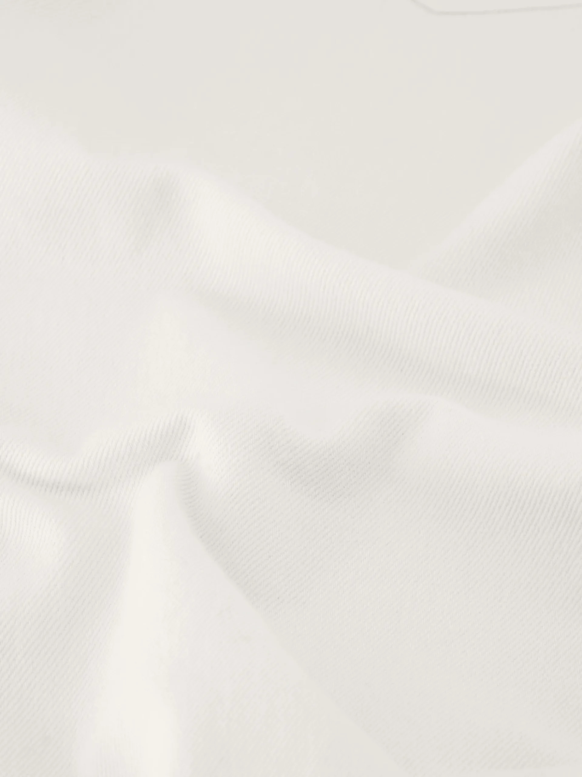 Jeans met rechte pijpen en NIKKIE details