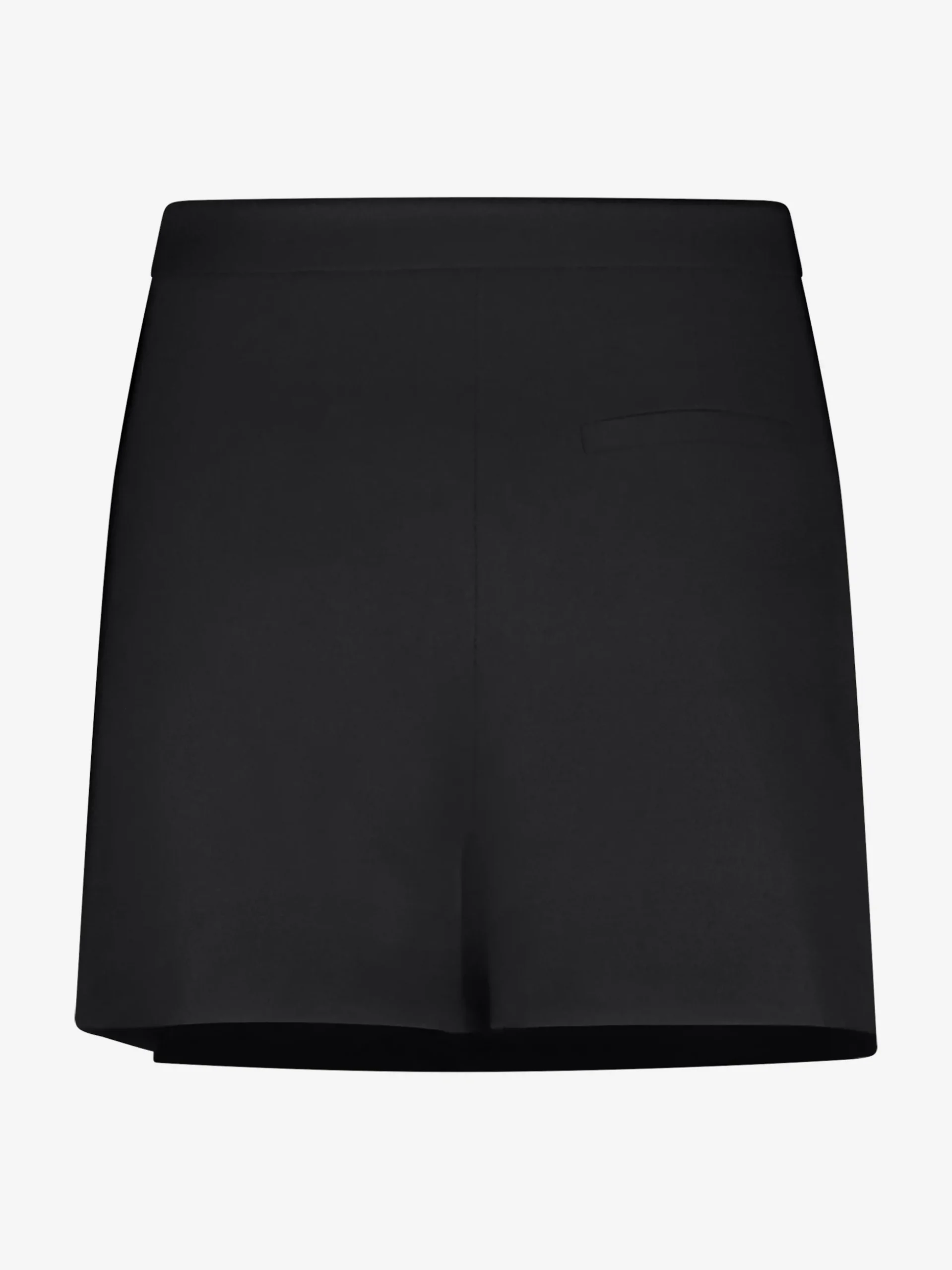Korte aansluitende skort met een overslag en N-knopen