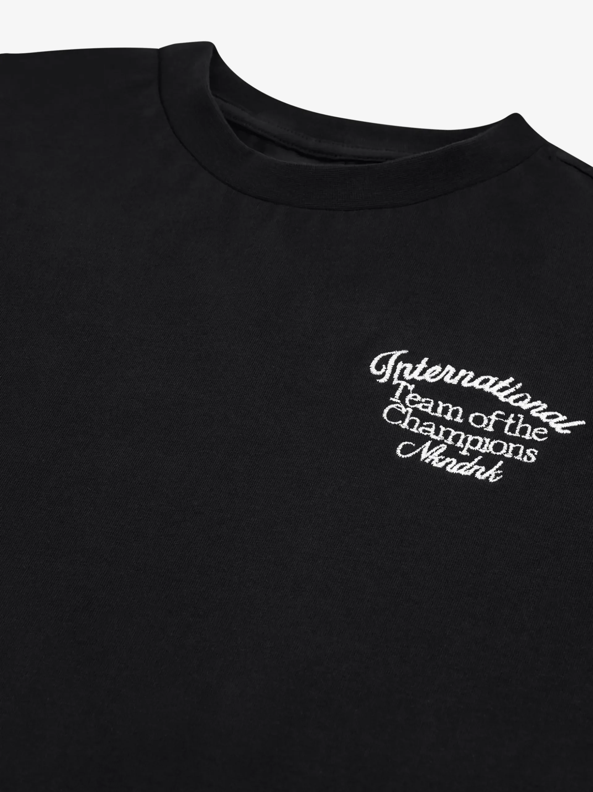 Losvallend T-shirt met geborduurde tekst
