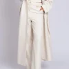 Losvallende pantalon met logo detail en klepzakken