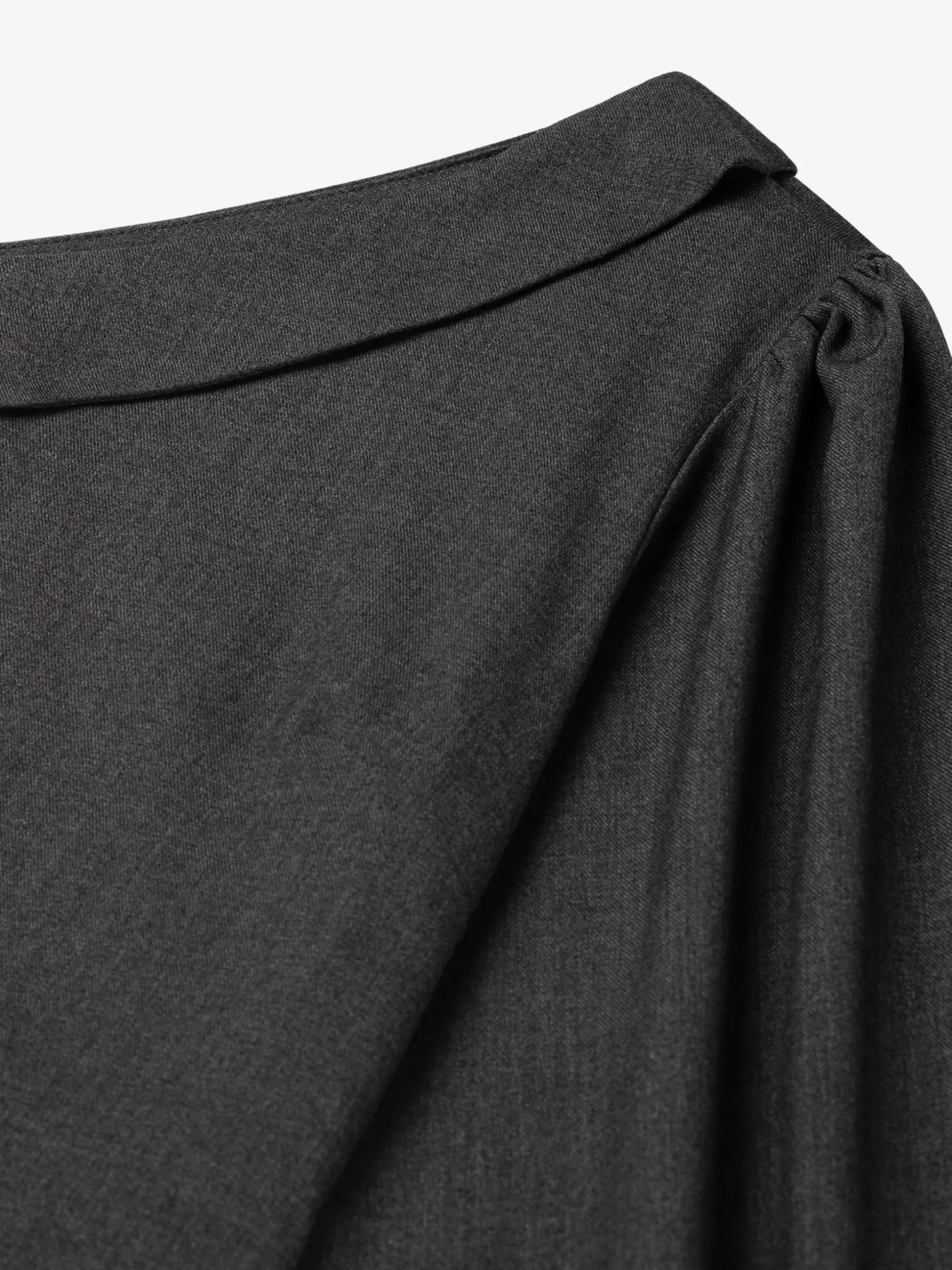 One shoulder top met ballonmouw