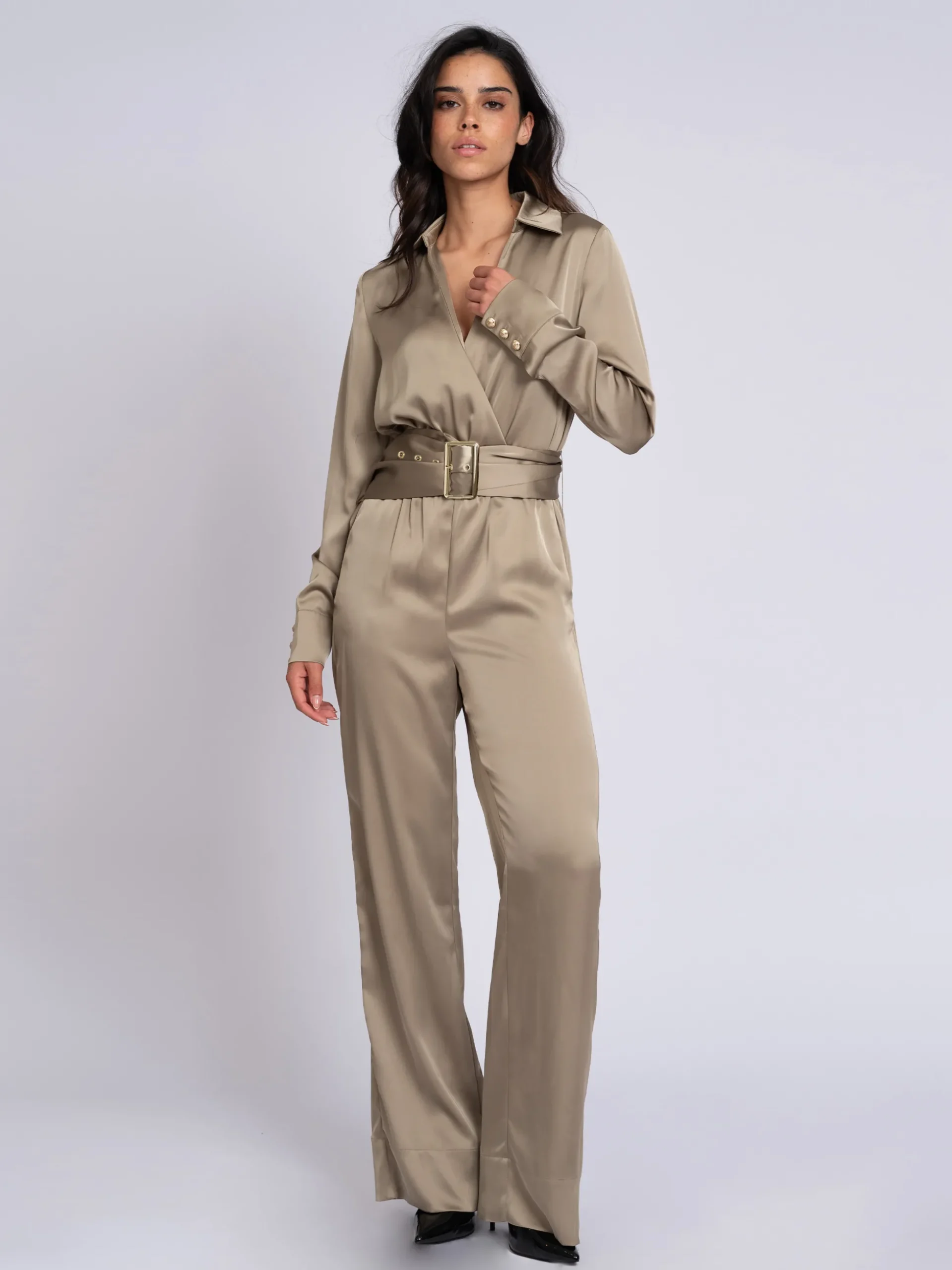 Satijnlook jumpsuit met ceintuur