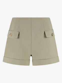 Short met omgeslagen pijpen en klepzakken
