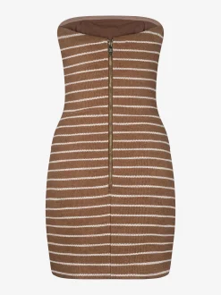 Strapless jurk met gestreept patroon en N-knopen